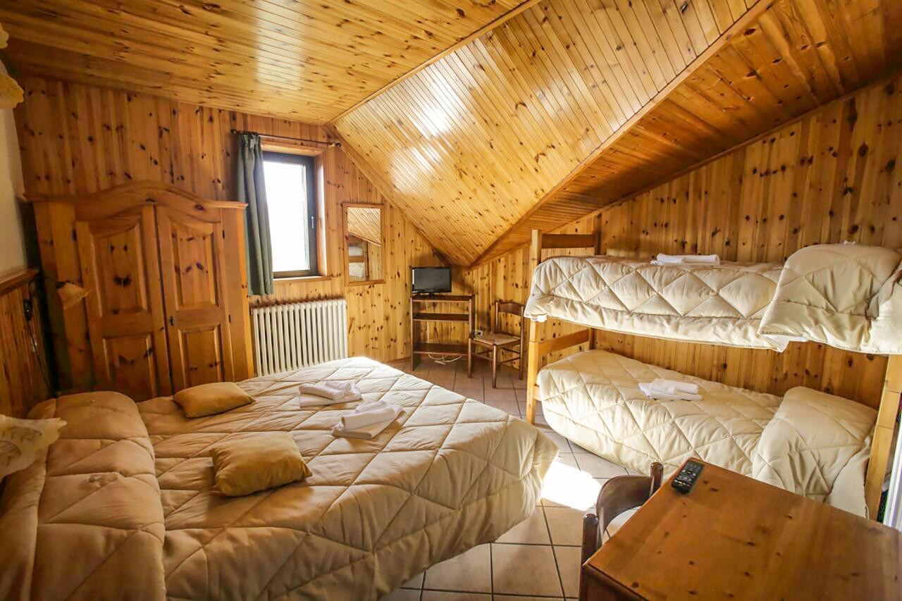 Hotel Valle Del Lupo Pescasseroli Eksteriør billede