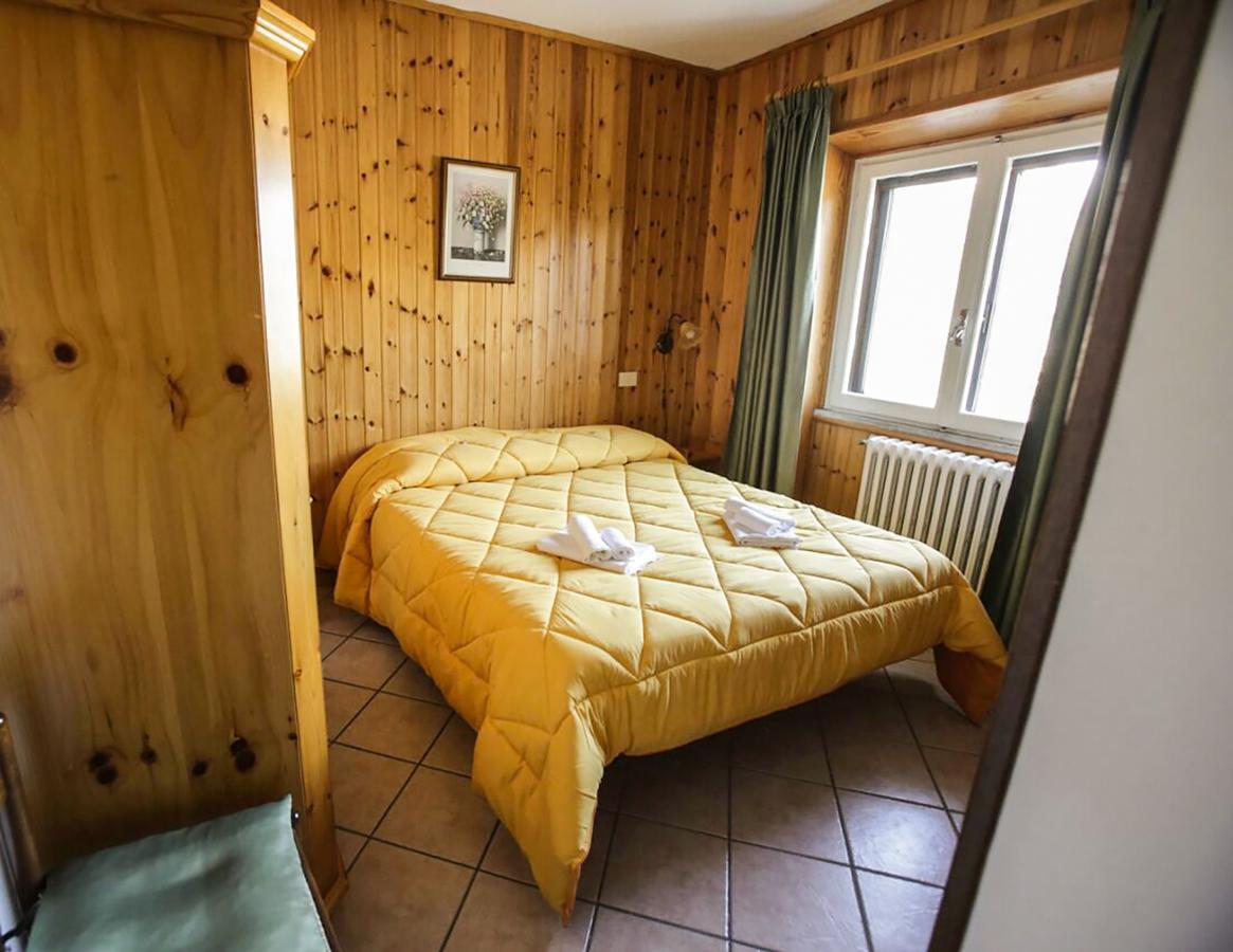 Hotel Valle Del Lupo Pescasseroli Eksteriør billede